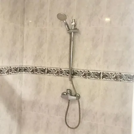 Piso Apartamento *